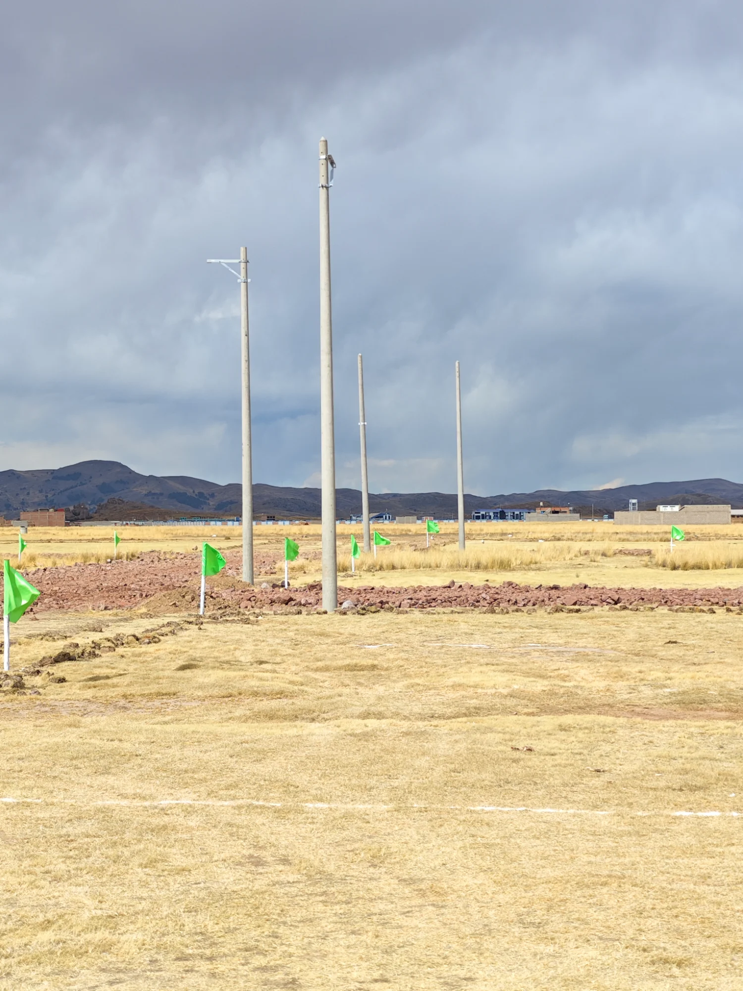 LOTES POR LA UNAJ, CON ELECTRIFICACION — Foto 3