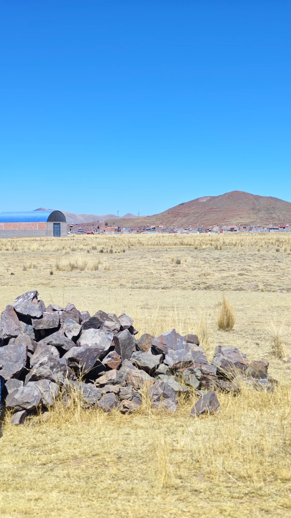 Terrenos de 200m2 entre 2 avenidas salida cusco, altura grifo Cari — Foto 4