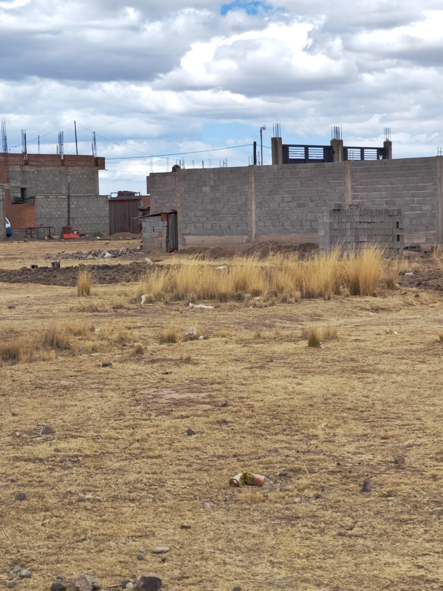 2 lotes de 200m2, ubicados a 1 cuadra de la Av. Vilcapata ruta de la línea 16 — Foto 5