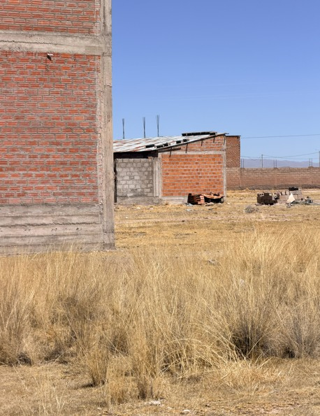 Terreno de 160m2 media cuadra de la av escallani, salida coata — Foto 2