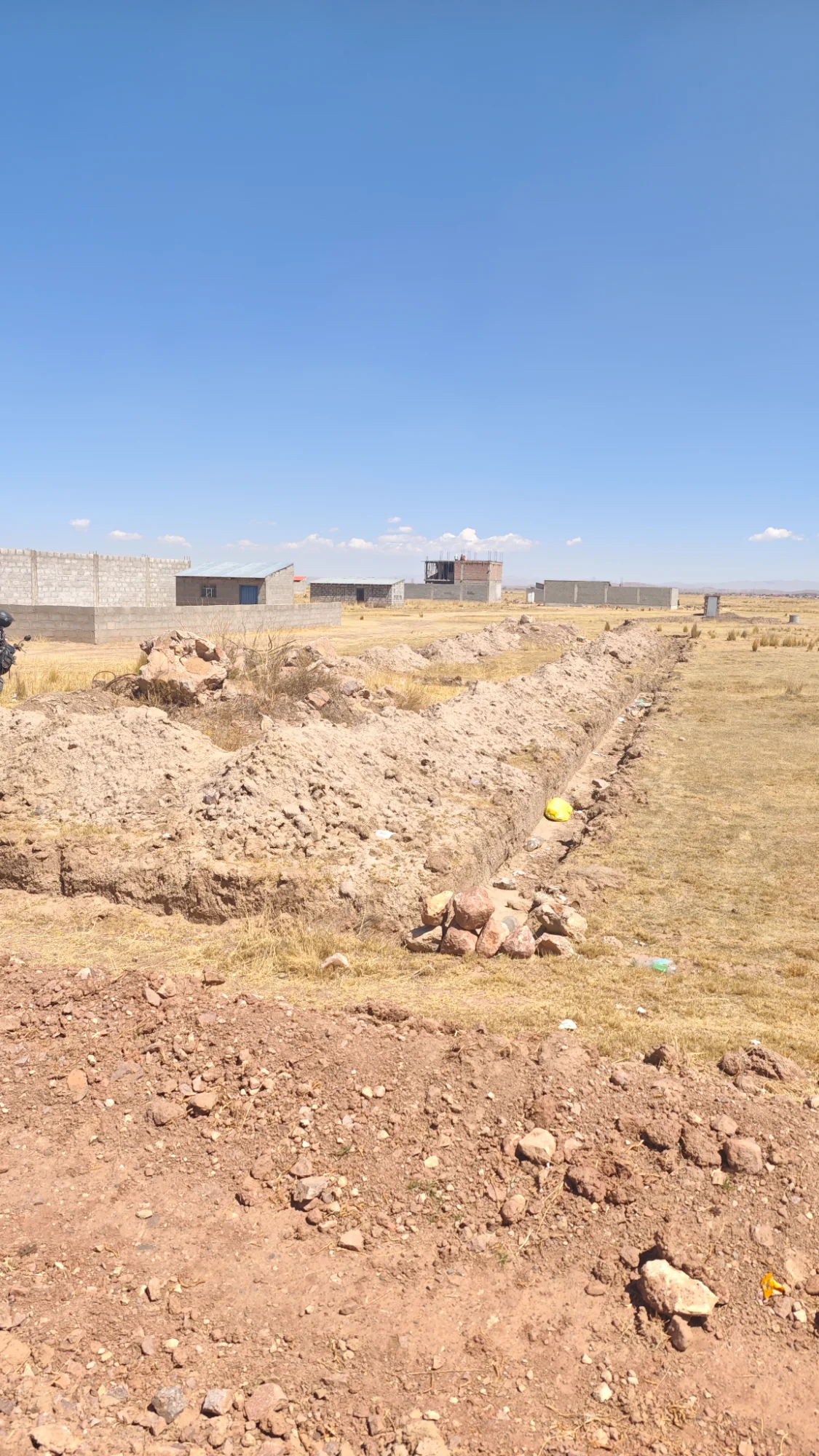 Terreno de 320m2, en la misma avenida canchi grande — Foto 2
