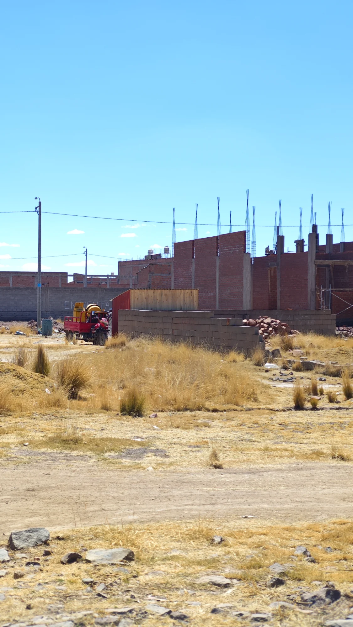 Terreno en la misma avenida de 220m2 a 2 cuadras de la autopista Juliaca- Huancané — Foto 6