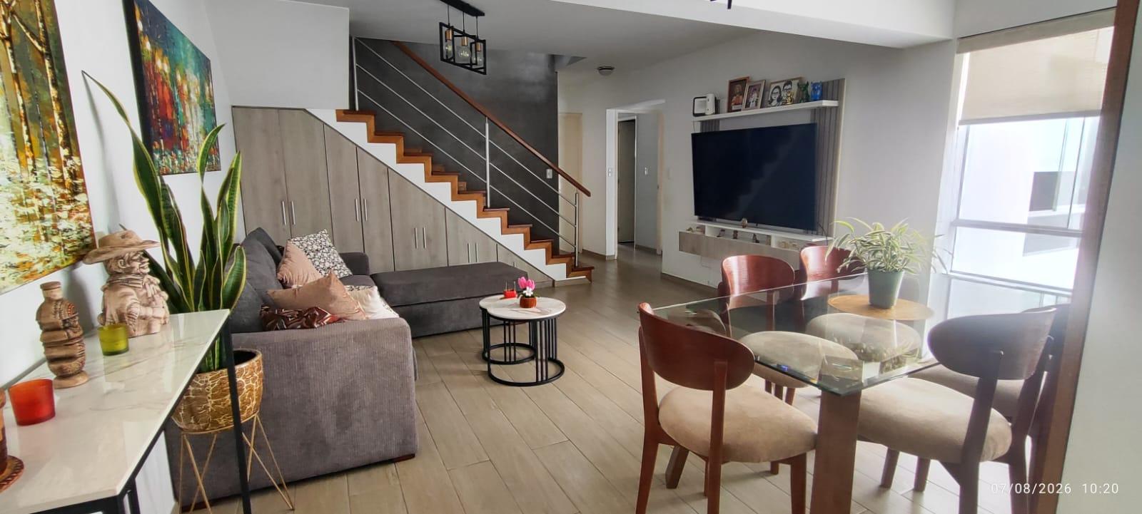 Dúplex Remodelado con Terraza Bbq + 2 Cocheras Independientes — Foto 8