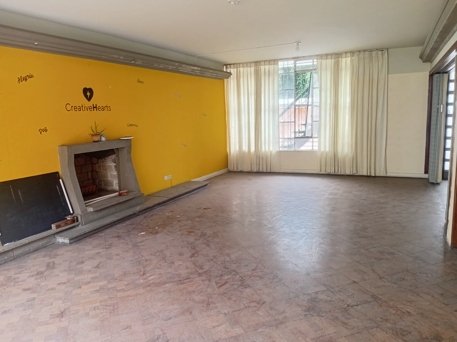 Casa de dos pisos más azotea, garaje, y sótano en Urb. Orrantia del mar San Isidro — Foto 5