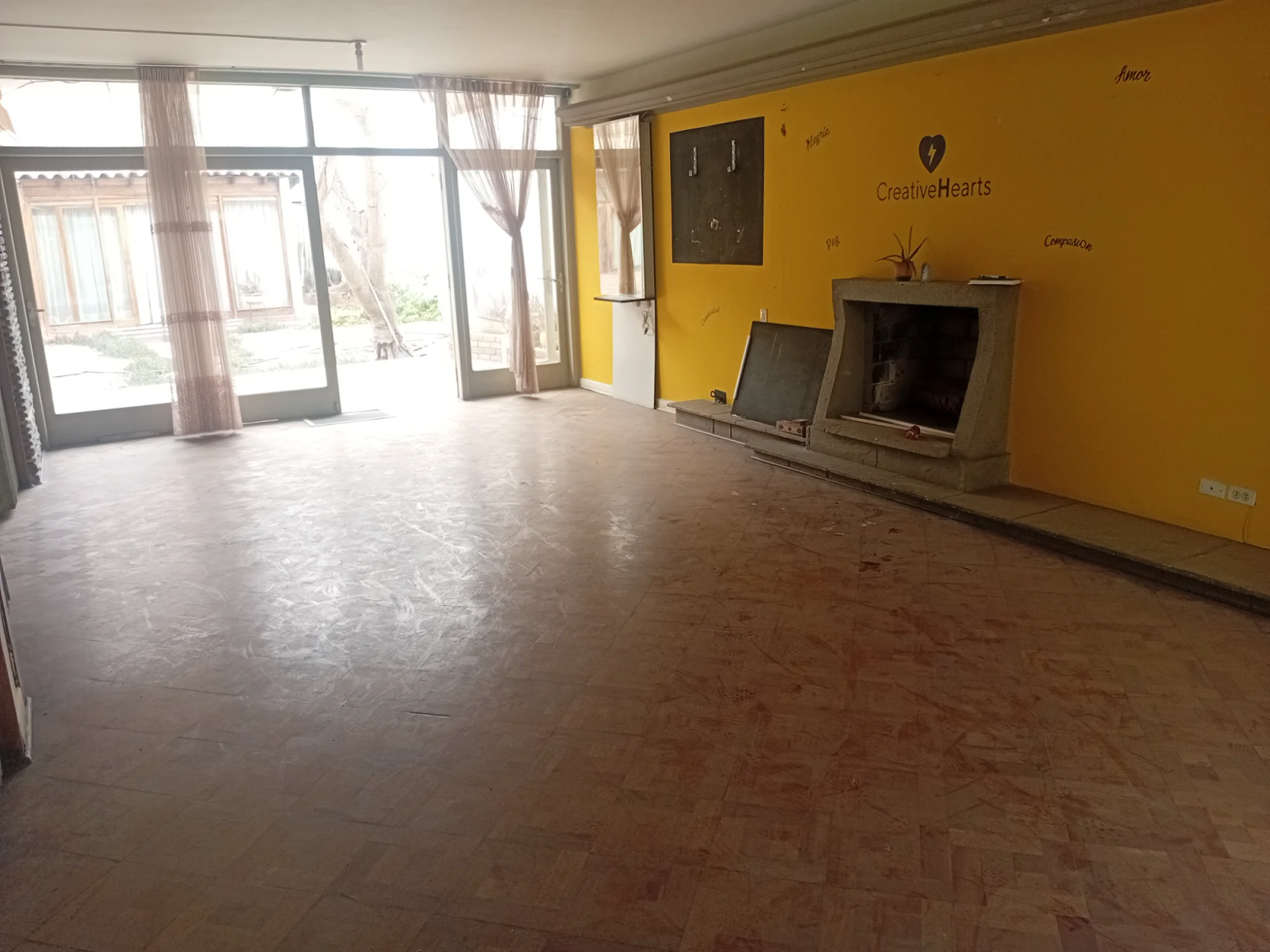Casa de dos pisos más azotea, garaje, y sótano en Urb. Orrantia del mar San Isidro — Foto 6