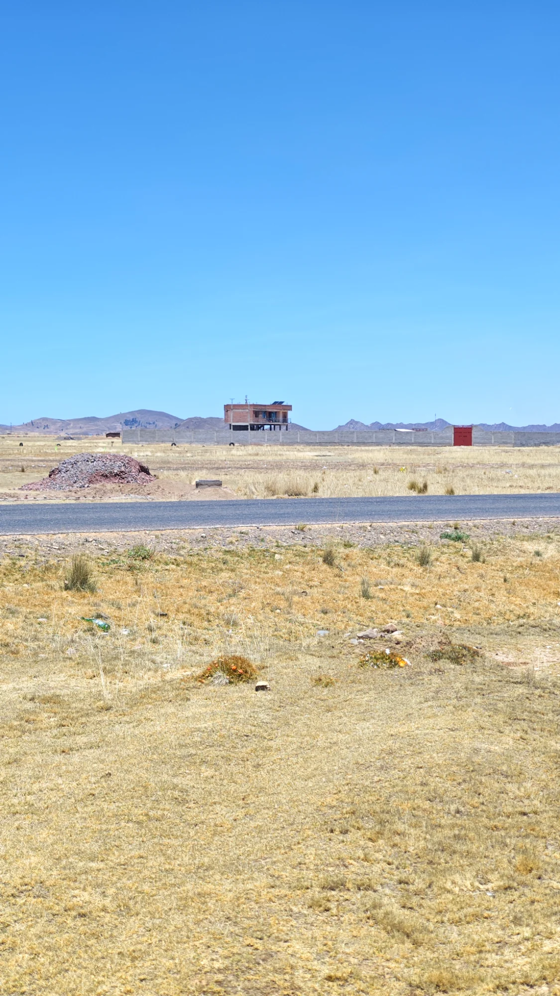 Terreno de 320m2 en la misma autopista Caminaca, cerca a la UNAJ — Foto 3