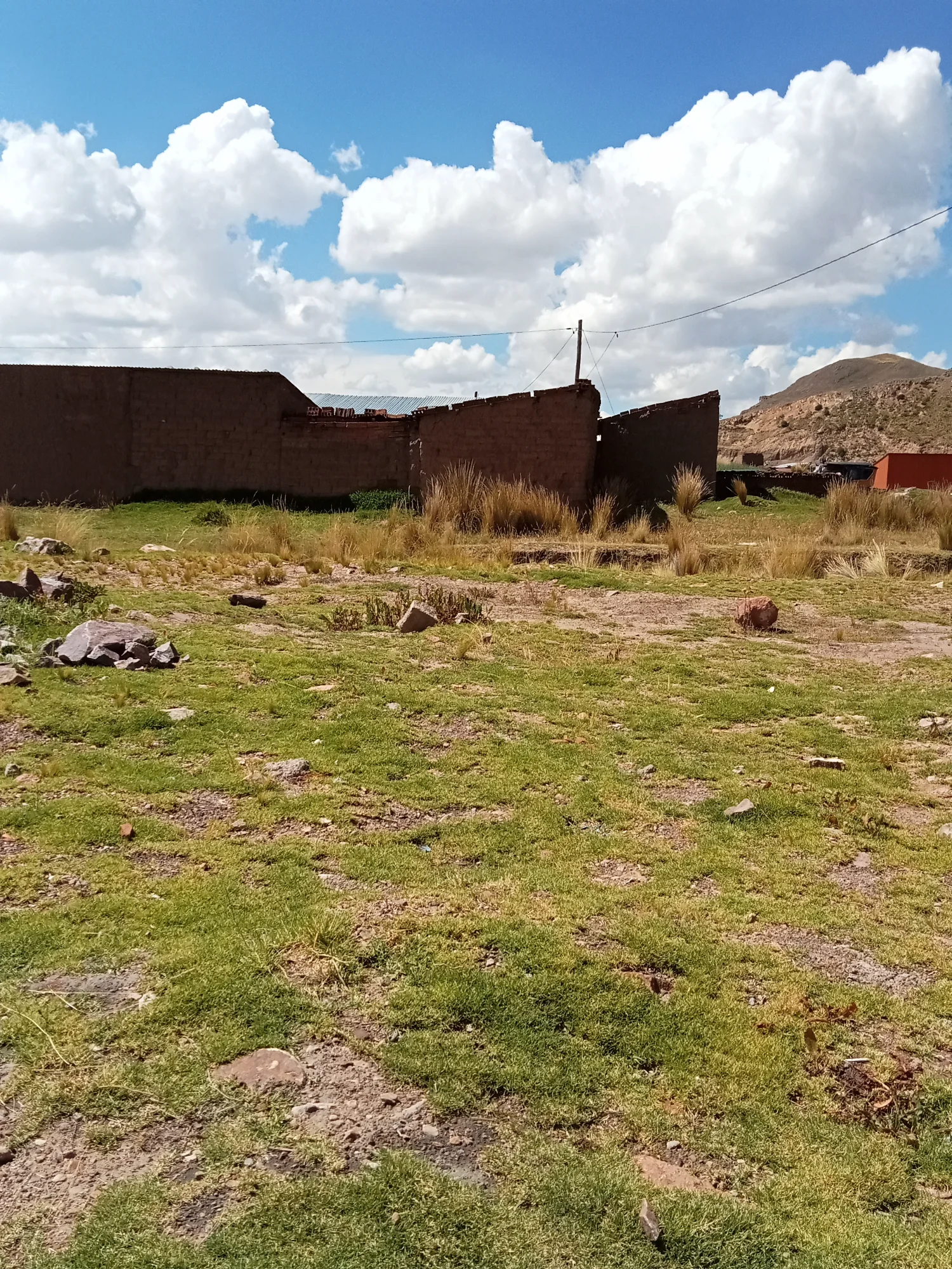 Terreno en salida Arequipa cerca a la Upeu y Shalom — Foto 3