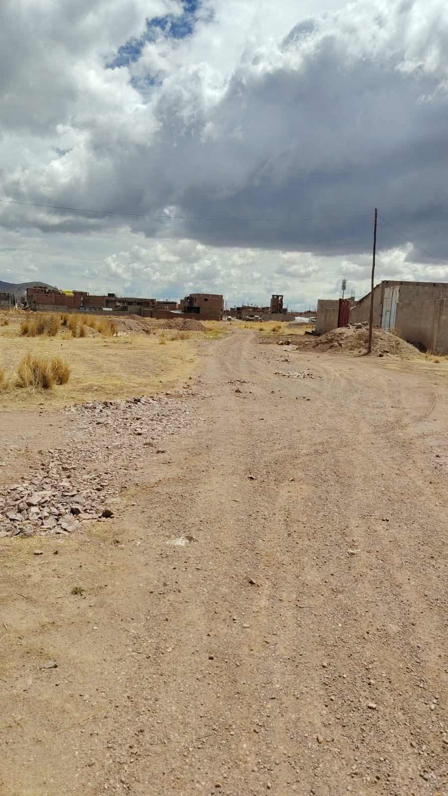 Lote en esquina de 160m2 espadas del grifo Riwaldy, salida Lampa — Foto 2