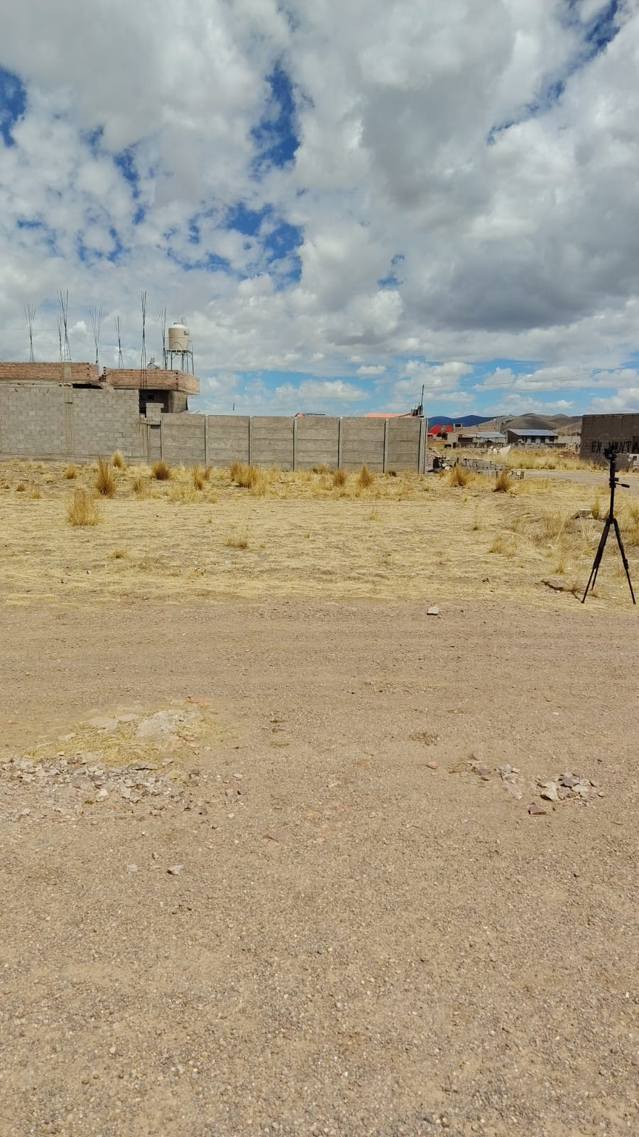 Lote en esquina de 160m2 espadas del grifo Riwaldy, salida Lampa — Foto 5