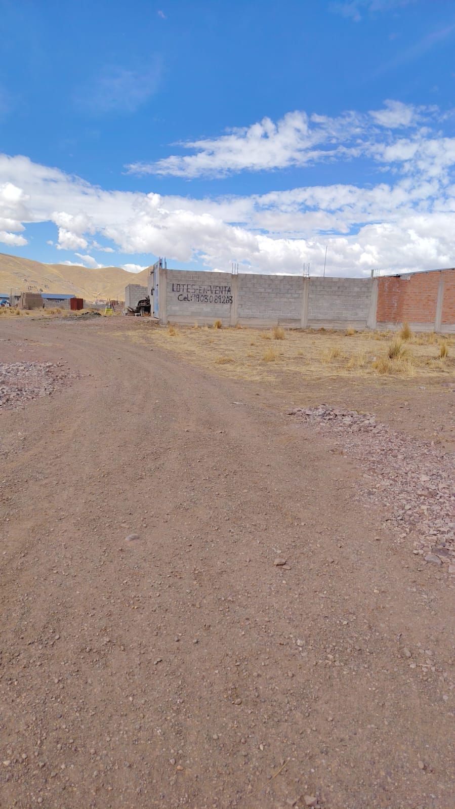 Lote en esquina de 160m2 espadas del grifo Riwaldy, salida Lampa — Foto 3