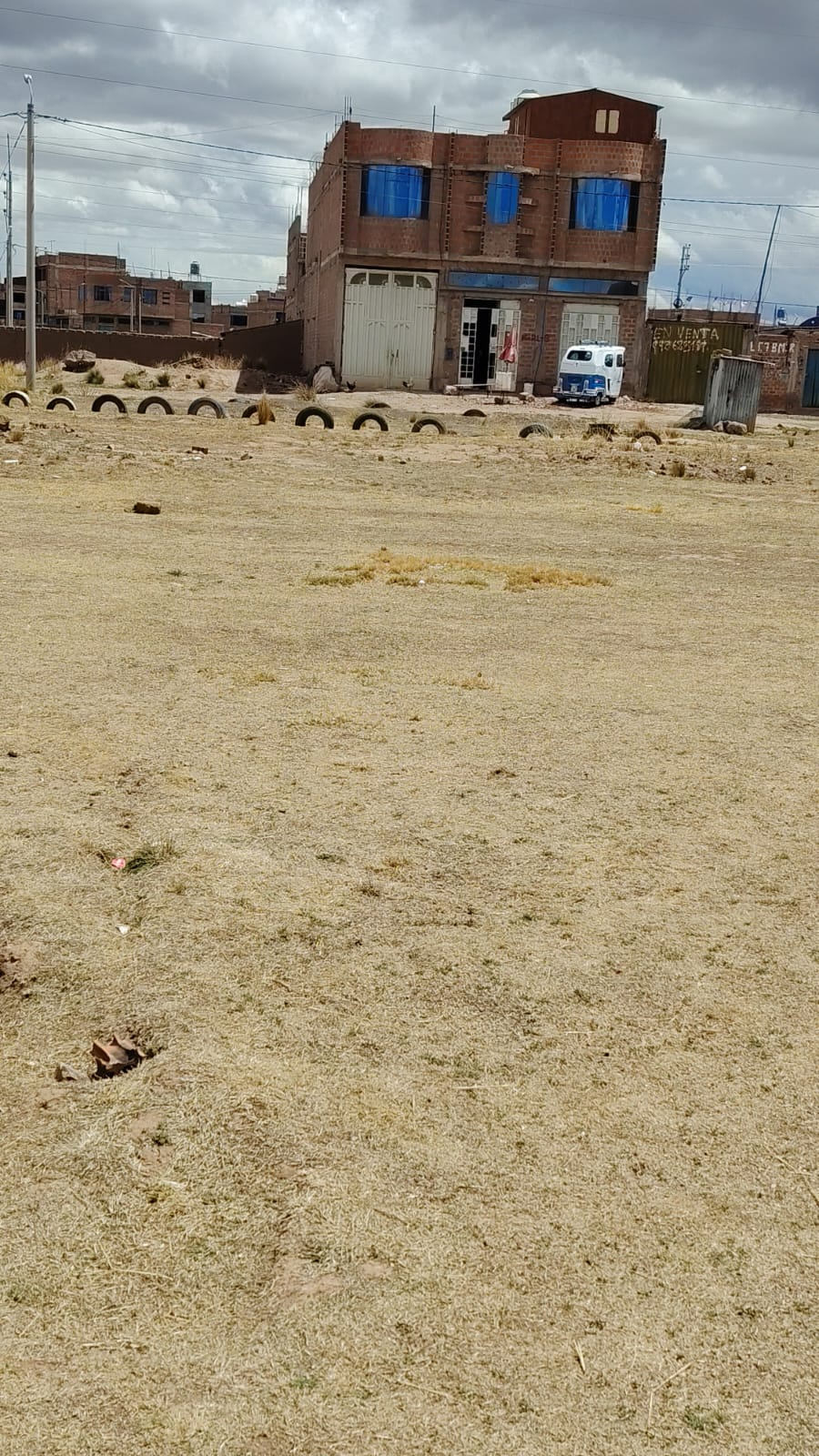Lote de 160m2 a una cuadra de la av. circunvalacion 2 al frente de la escuelita Escuri — Foto 2