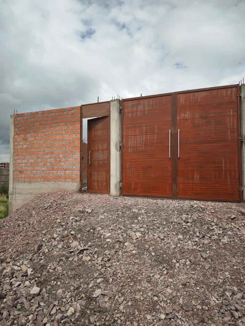 Propiedad de 146 m² a 1 cuadra de la Autopista — Foto 1