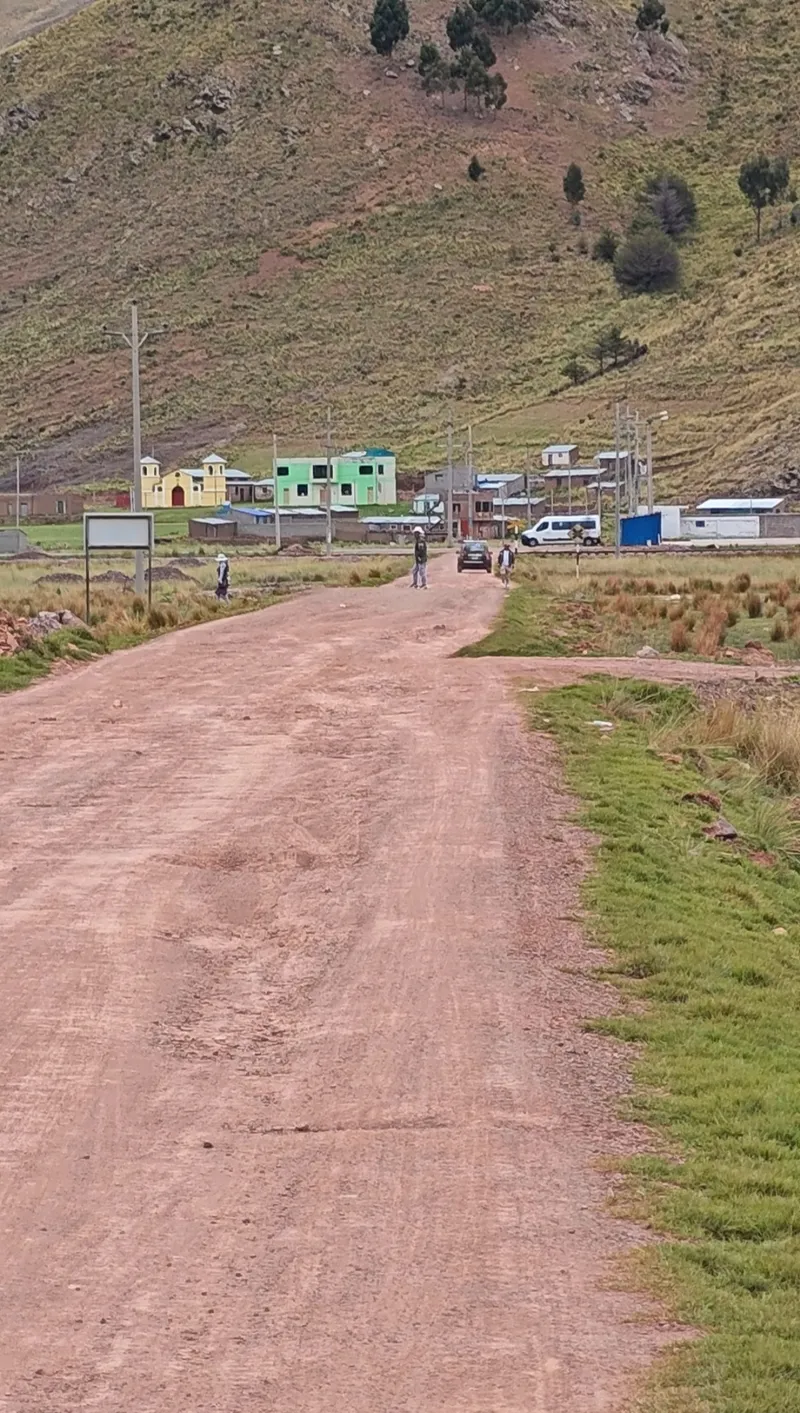 2 terrenos de 160 m² en la misma Av. Chingora — Foto 1