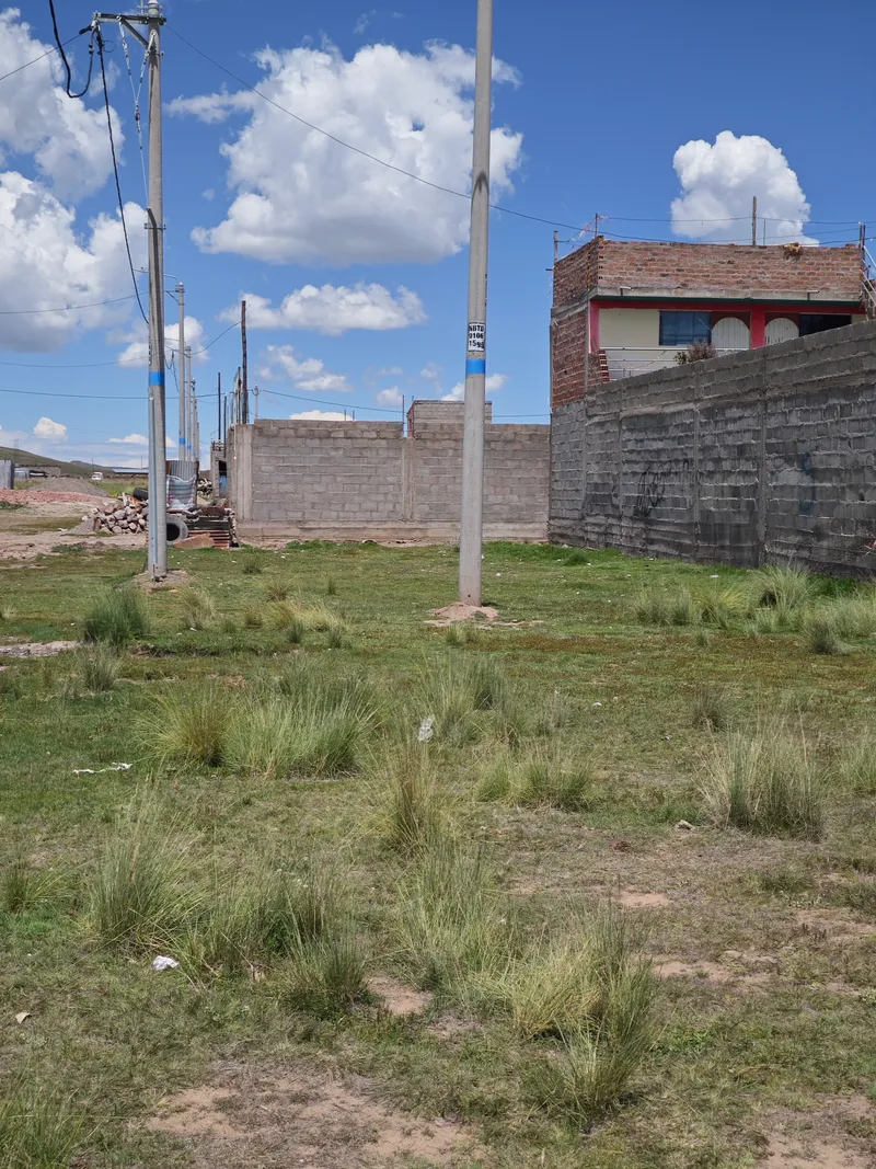 Terreno en esquina de 160 m² — Foto 1